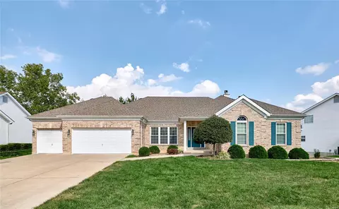 244 Chestnut Hill Dr, O'fallon, MO 63368