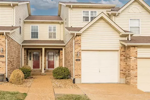 4040 Morningview Ct, Saint Louis, MO 63129