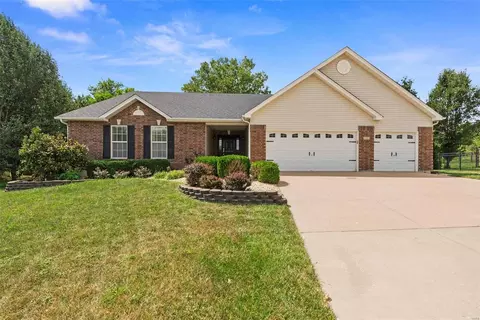 1561 Parsons Bend Ct, O'fallon, MO 63366