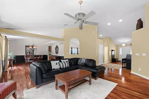 1561 Parsons Bend Ct, O'fallon, MO 63366 photo 7