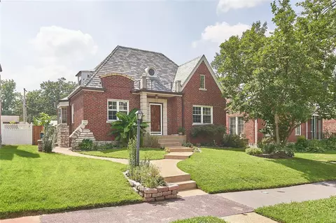 6736 Delor St, Saint Louis, MO 63109