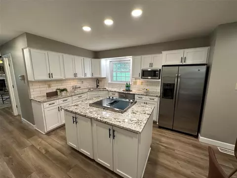 4137 Current Dr, Saint Charles, MO 63304 photo 14