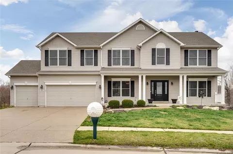 1637 Fairway Valley Dr, Wentzville, MO 63385