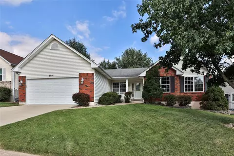6014 Cardinal Creek Dr, Saint Louis, MO 63129