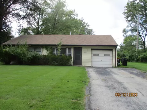 12043 Krenning Ln, Saint Louis, MO 63138