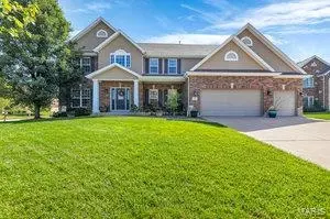 80 Saint Madeleine Ct, Dardenne Prairie, MO 63368