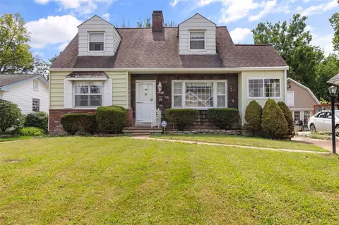 718 Cherry St, Saint Louis, MO 63122