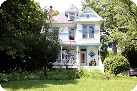 6255 Simpson Ave, Saint Louis, MO 63139