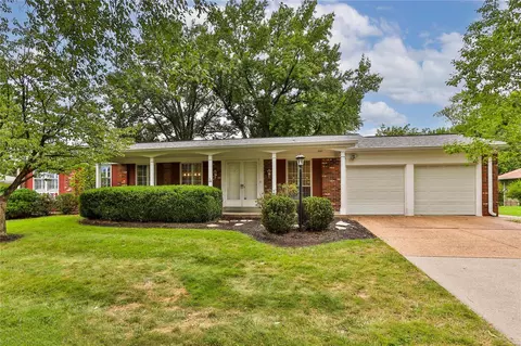 1543 Shoemaker Ct, Saint Louis, MO 63146
