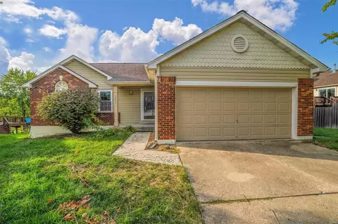5807 Saddlebrook Dr, Saint Charles, MO 63304