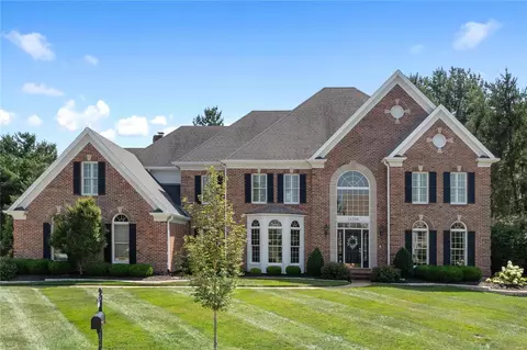14706 White Lane Ct, Chesterfield, MO 63017
