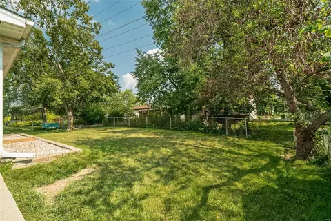 330 Bellezza Dr, Ballwin, MO 63021 photo 5