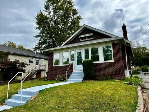 3522 Edmundson Rd, Saint Louis, MO 63114