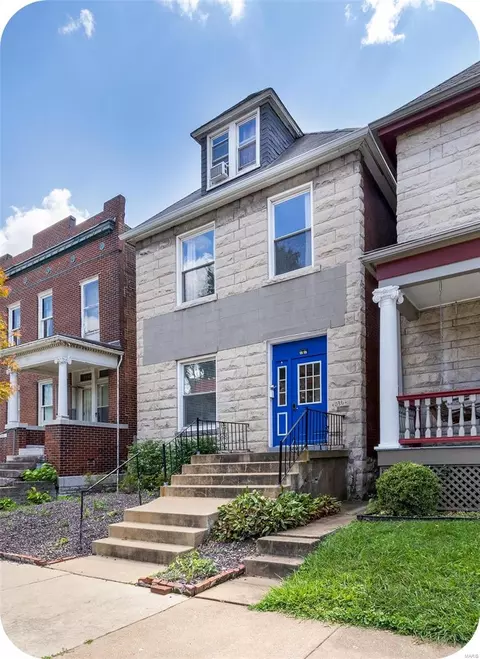 4036 Flad Ave, Saint Louis, MO 63110