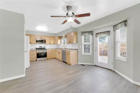 447 Tailor Ln, O'fallon, MO 63368 photo 7