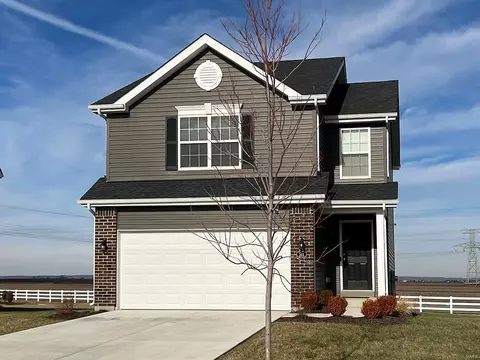 292 Crestfield Ct, Saint Charles, MO 63301