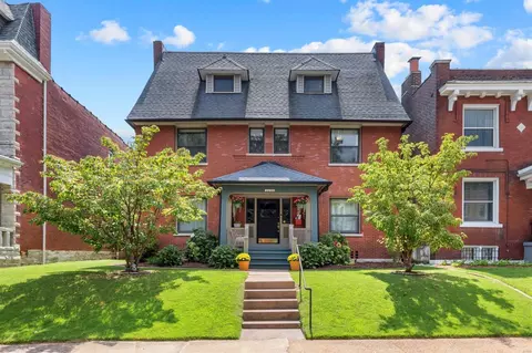4218 Castleman Ave, Saint Louis, MO 63110