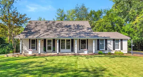 12265 Rollingsford Dr, Black Jack, MO 63033