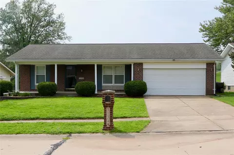 11345 Amboy Ln, Saint Louis, MO 63136