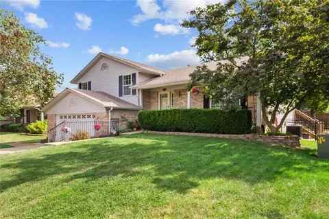 6424 High Meadow Dr, O'fallon, MO 63368