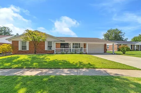 14529 Rosant Ct, Florissant, MO 63034
