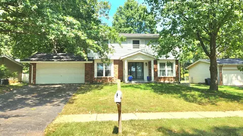 1205 Iron Warrior Ln, Manchester, MO 63011