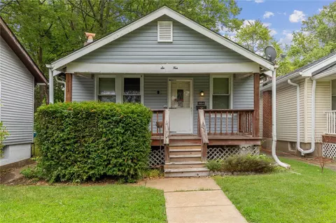 4664 Dewey Ave, Saint Louis, MO 63116