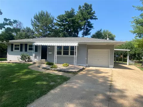 1175 Edna Dr, Florissant, MO 63031