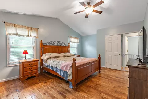 2420 Nalpak Dr, Saint Peters, MO 63376 photo 11