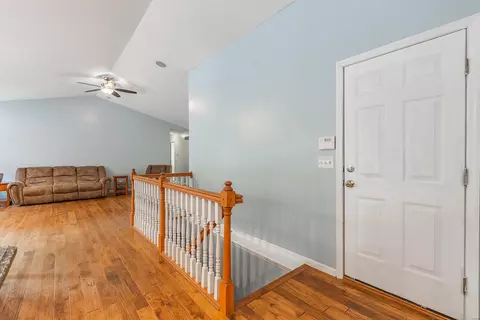 2420 Nalpak Dr, Saint Peters, MO 63376 photo 10