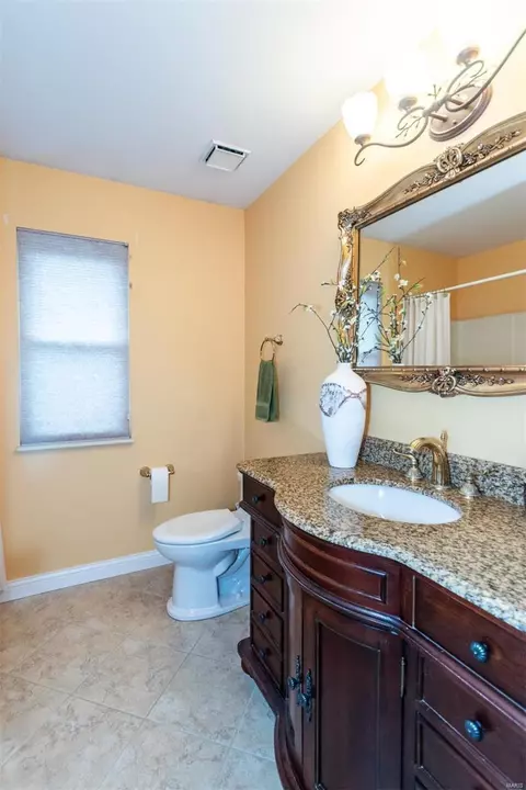 1645 Spring Chase Dr, Fenton, MO 63026 photo 29