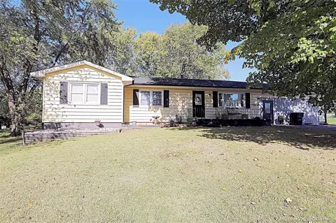 3663 N High St, Jackson, MO 63755 photo 1