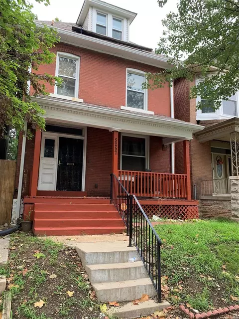 5257 Maple Ave, Saint Louis, MO 63113