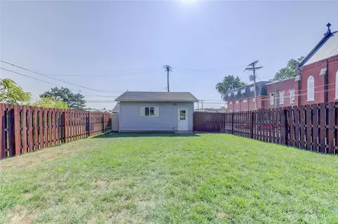 700 N 3rd St, Saint Charles, MO 63301 photo 34