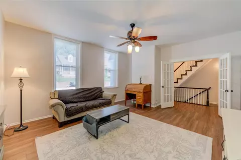 700 N 3rd St, Saint Charles, MO 63301 photo 5