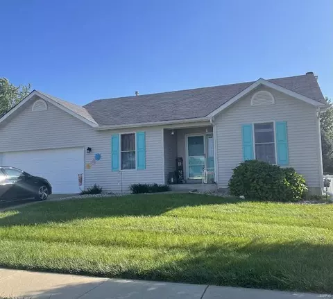 612 Colegrove Dr, Wentzville, MO 63385