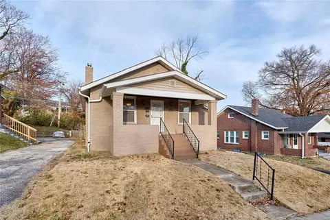 3735 Avondale Ave, Saint Louis, MO 63121