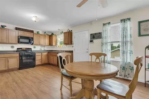 9953 Linn Ave, Saint Louis, MO 63125 photo 4