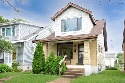 6422 Wanda Ave, Saint Louis, MO 63116