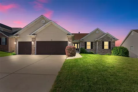 414 Van Buren Ct, Wentzville, MO 63385