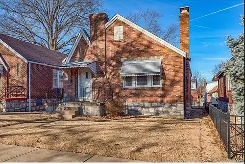 6553 Winnebago St, Saint Louis, MO 63109