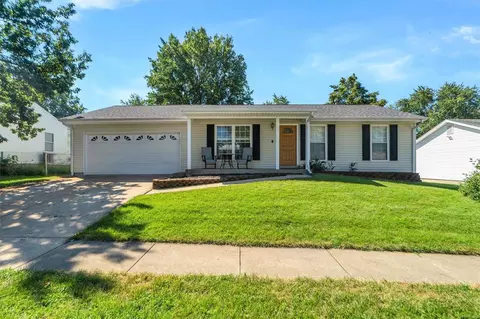 1314 Manuka Dr, O'fallon, MO 63366