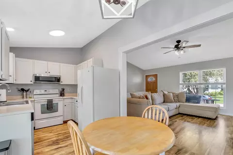 1314 Manuka Dr, O'fallon, MO 63366 photo 17
