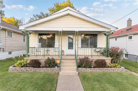 3729 Viking Ave, Saint Louis, MO 63125