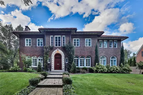 6465 Wydown Blvd, Clayton, MO 63105