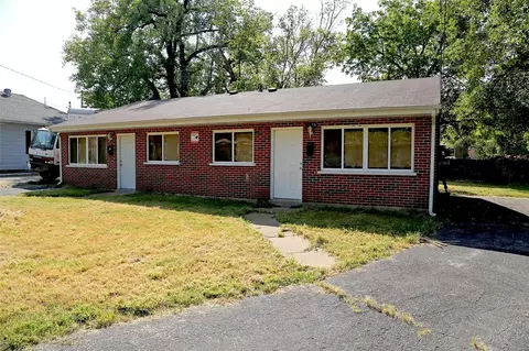 3633 Elsa Ave, Saint Ann, MO 63074