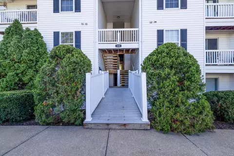 100 Jubilee Hill Dr #G, Grover, MO 63040