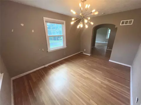 24 Green Acres Rd, Saint Louis, MO 63137 photo 6