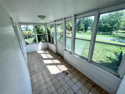 24 Green Acres Rd, Saint Louis, MO 63137 photo 11