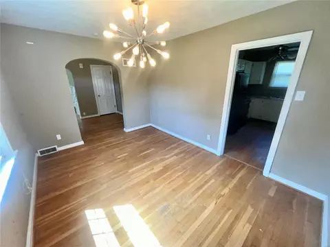 24 Green Acres Rd, Saint Louis, MO 63137 photo 7